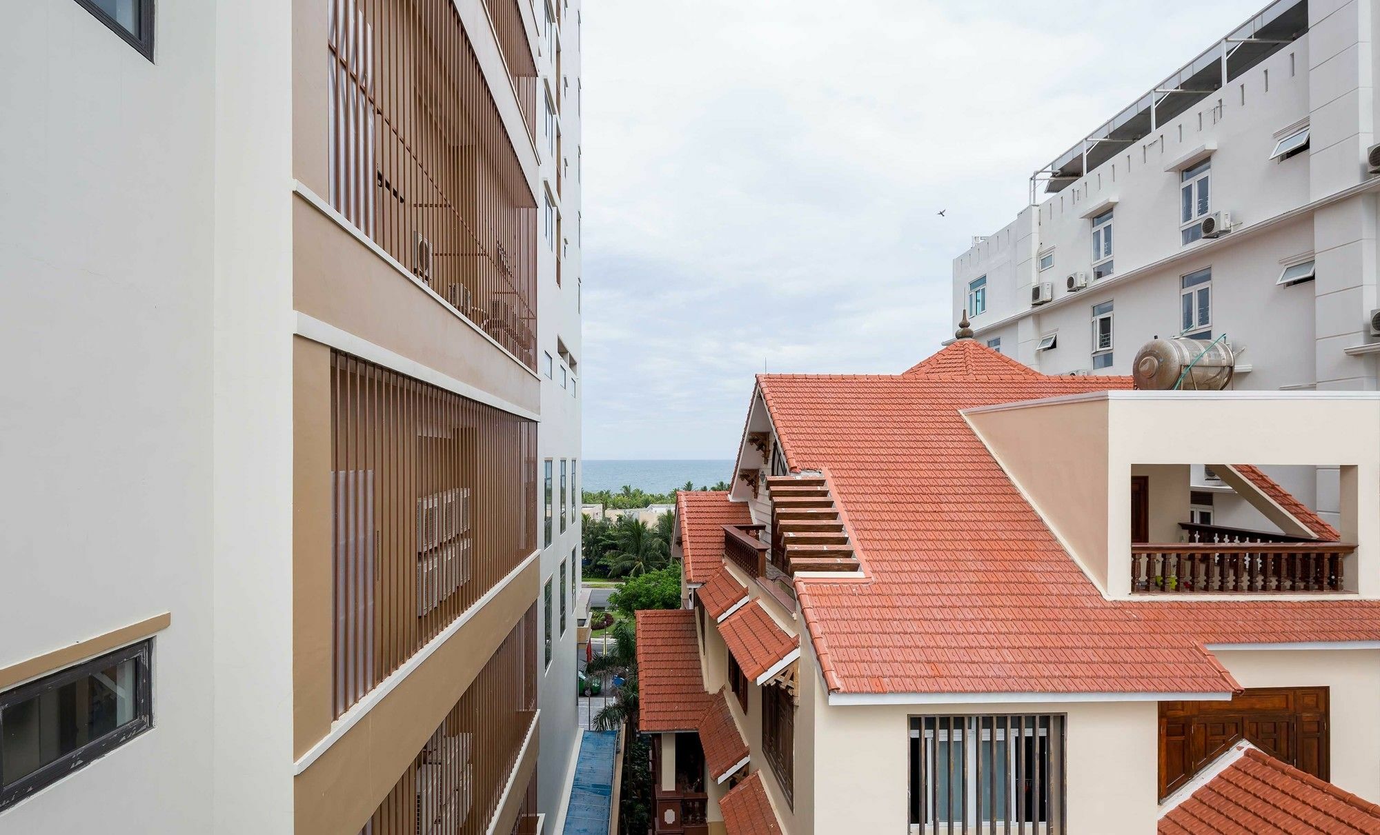 Zoneland Apartments - Lahome Beach Villa Da Nang Buitenkant foto